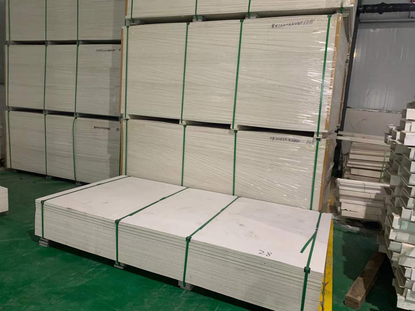 朗晧防火板 專業制造商，構筑安全防線